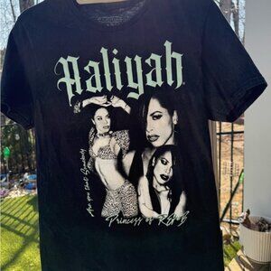 Aaliyah Graphic T-Shirt — Princess of R&B Official Licensed Music Tee Unisex M